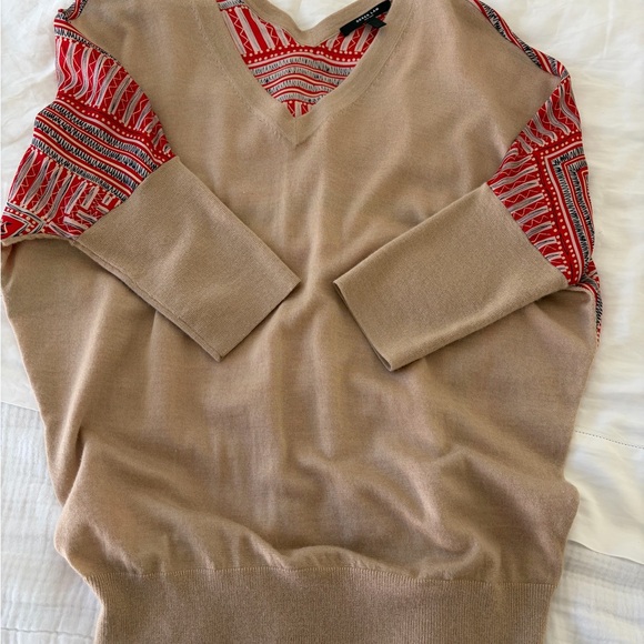 Derek Lam Camel Cashmere with Red Graphic Silk Back Design - Picture 4 of 4